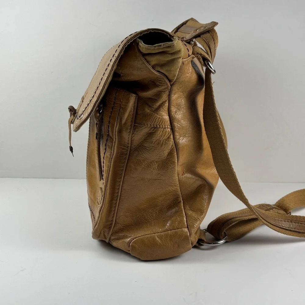 The‎ Sak Leather Backpack Women Medium Tan Brown Boho Studded Flap Bag